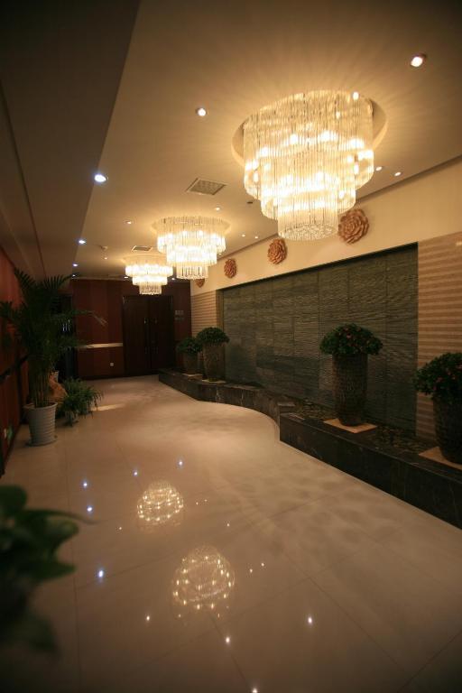 Luoyang Grand Hotel Interior photo