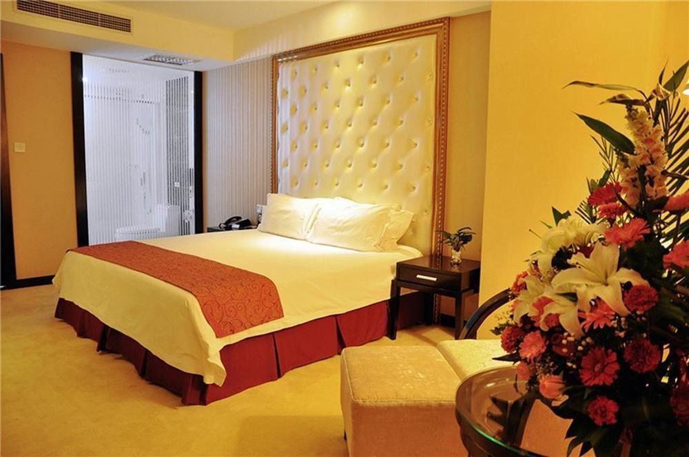 Luoyang Grand Hotel Exterior photo