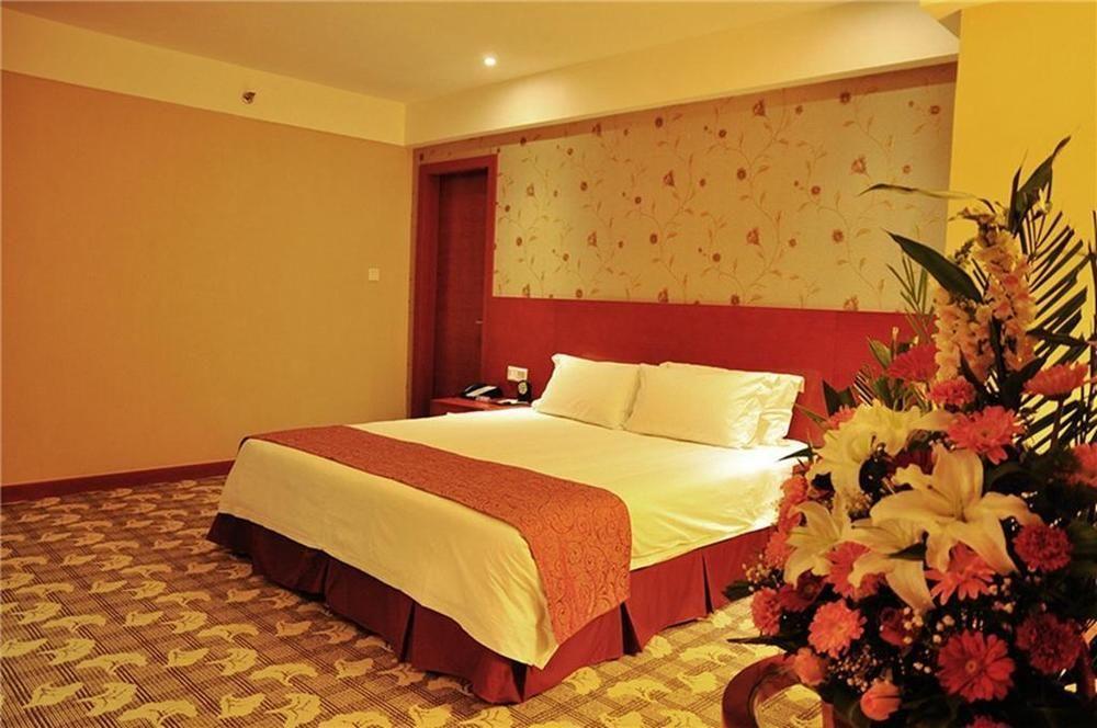 Luoyang Grand Hotel Exterior photo