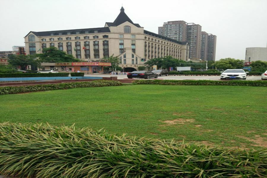 Luoyang Grand Hotel Exterior photo