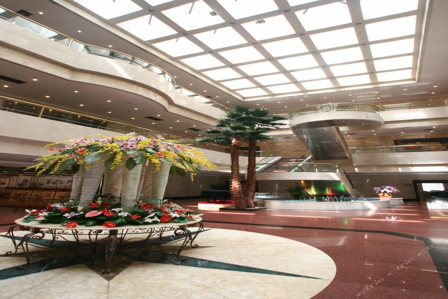 Luoyang Grand Hotel Exterior photo